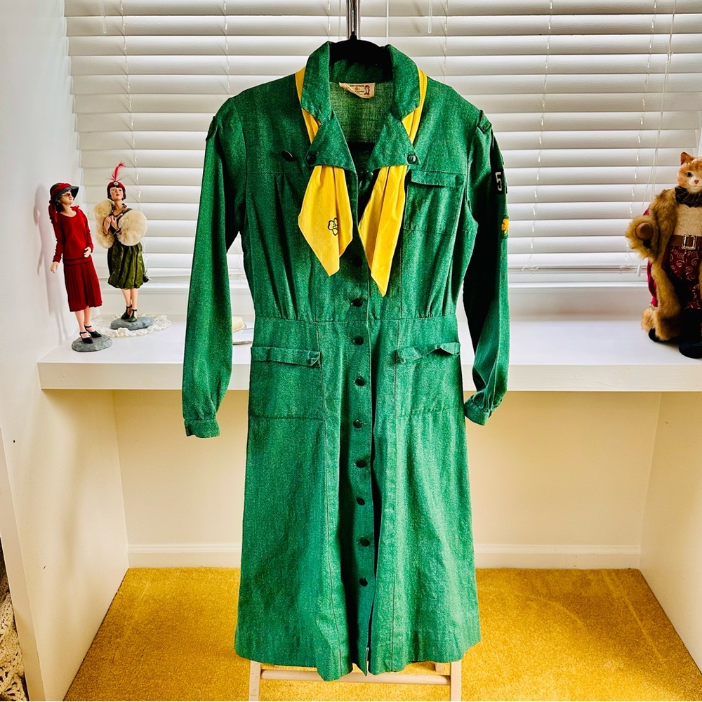 Vintage 50s Green Girl Scouts Uniform Dress, Scarf, Pin & Patches Size Medium